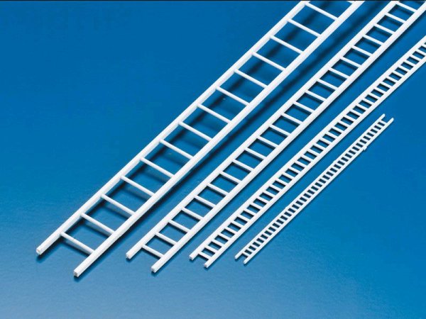 LS-24 Leiter 1:16 (2 Stück)